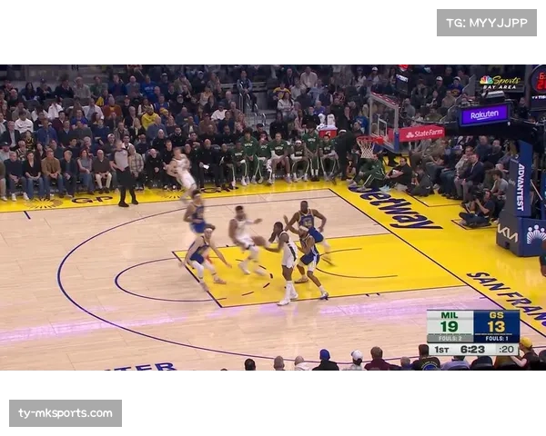 勇士追分逆转雄鹿，水花兄弟外线火力全开